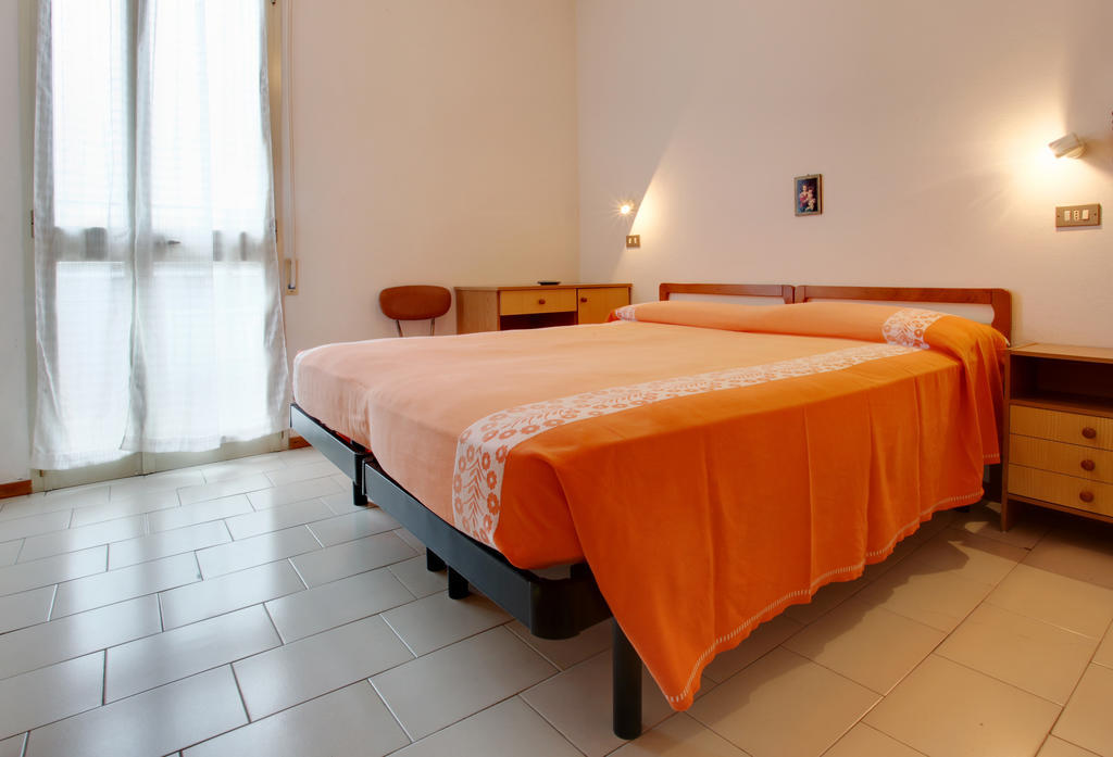 Hotel Sorriso Bellaria-Igea Marina Quarto foto